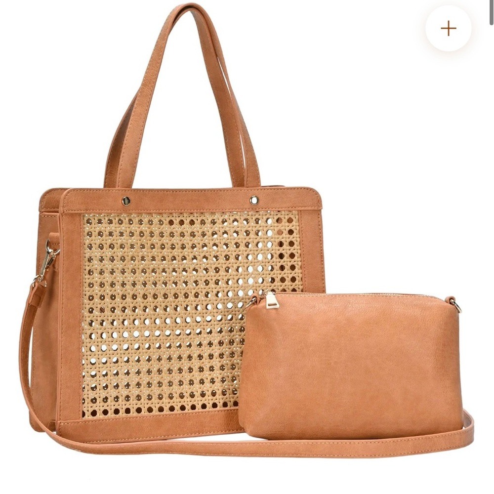 rattan and vegan leather bag gives is the perfect companion to sea summer looks.